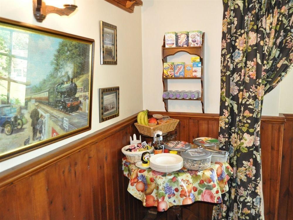 Station Farm Guest House Church Fenton Extérieur photo